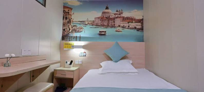 索菲罗兰酒店(深圳华强北店)图片