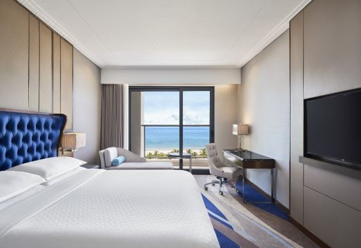 Four Points by Sheraton DanangHotel Overview