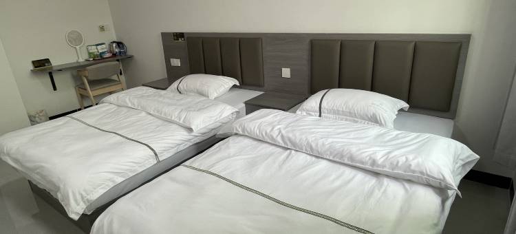 阳光民宿(肇庆东站店)图片