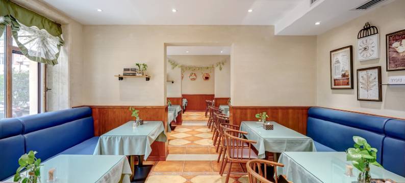 雅客小镇假日酒店(中央大街哈尔滨火车站店)图片