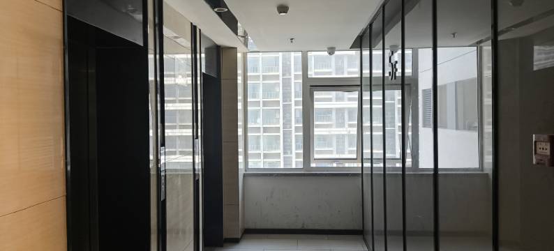 拥你入海民宿(中铁世界博览城店)图片