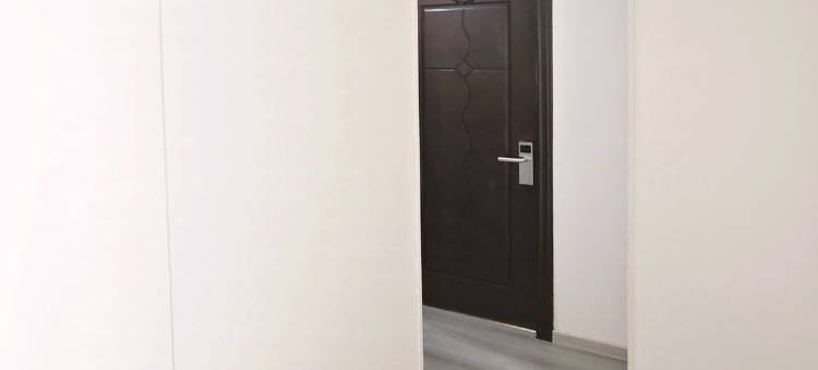 恋家宾馆(佳乐购物广场店)图片