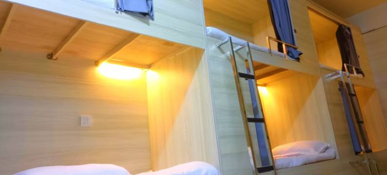 菡菡青年旅社(达州城市中心广场店)图片