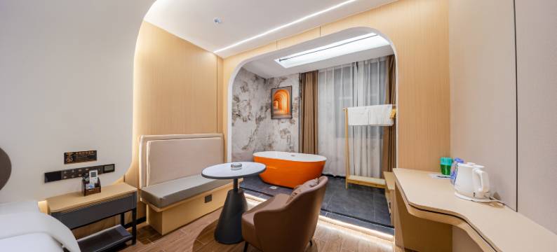 芸鼎轻居酒店(汕头高铁站店)图片