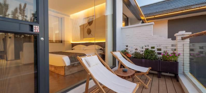 中卫可可花园•Vacilando设计师度假湖景酒店(沙坡头区店)图片