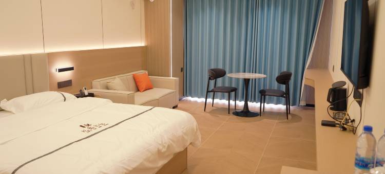 龙鑫公寓(佛山顺德龙江会展中心店)图片