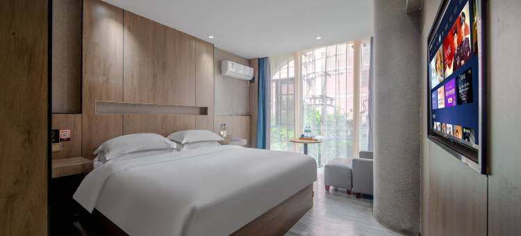 赣州维雅酒店(江南宋城步步高新天地店)图片