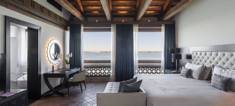 威尼斯圣克莱门特皇宫(San Clemente Palace, Venice)图片