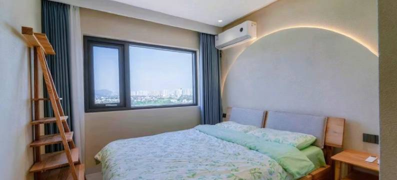 惠州云栖主题公寓(三和广场店)图片