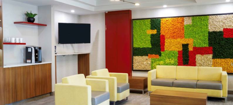 舍伍德帕克埃德蒙顿戴斯套房酒店(Days Inn & Suites by Wyndham Sherwood Park Edmonton)图片