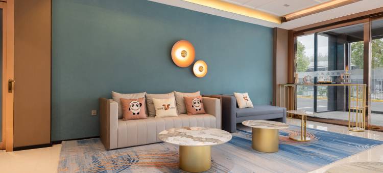 途客轻居酒店(舞阳嘉年华店)图片