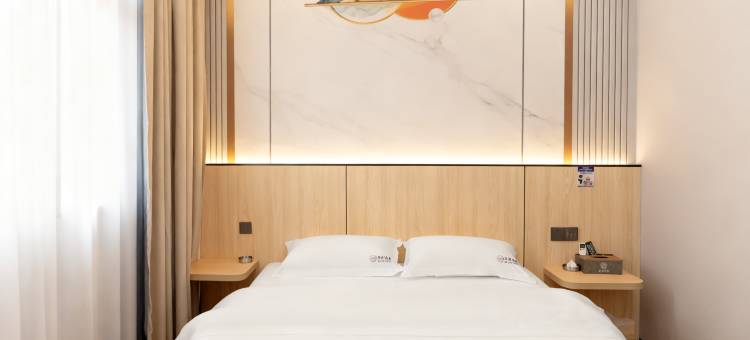 华泽酒店(昆明传媒学院店)图片