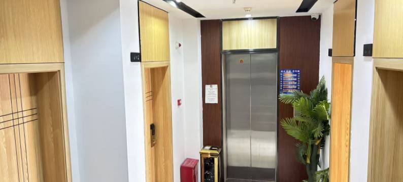 禄劝大周酒店(汽车客运站店)图片