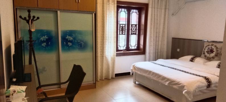 松尔基藏家风情民宿图片