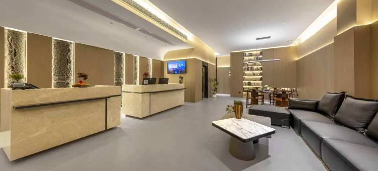SERENE·亦间酒店(黔西市政府高铁站店)图片