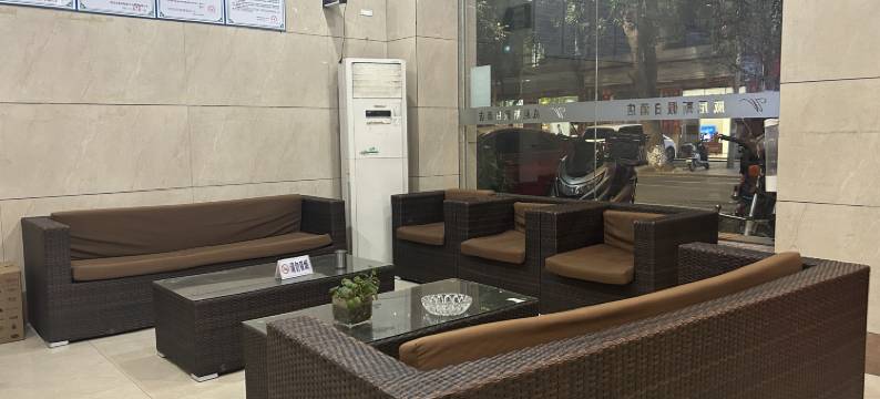 威尼斯假日酒店(水东红树林栈道店)图片