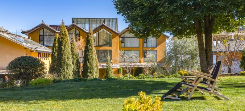 泸沽湖玉鹿庭湖景度假庄园图片