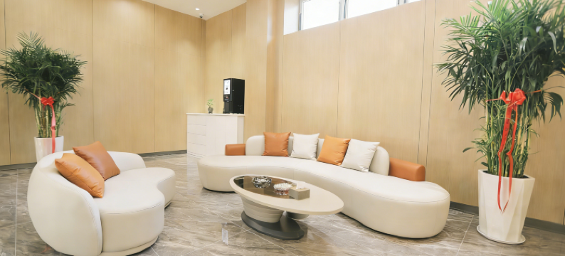 乐泽多彩酒店(辽宁建筑职业学院店)图片