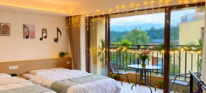 拾早月民宿(丹霞山景区店)图片