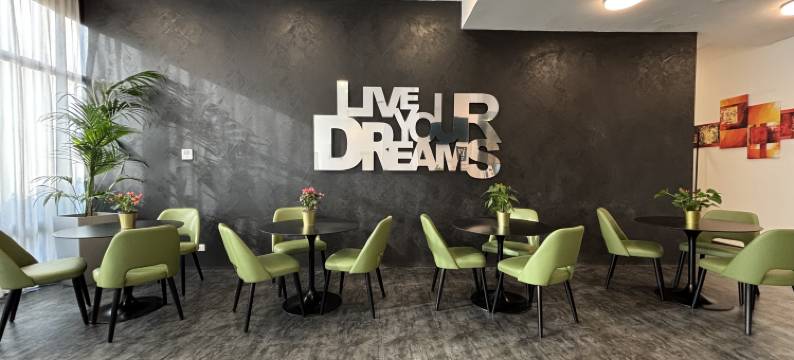 米兰罗兰特吉欧 iH 酒店(iH Hotels Milano Lorenteggio)图片