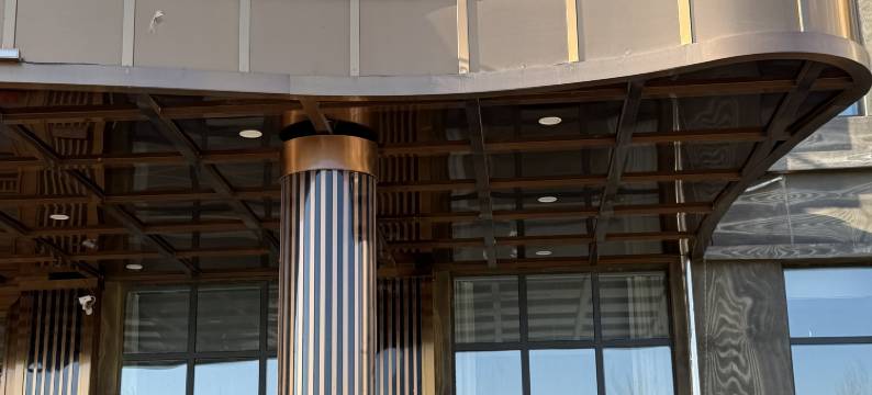 如家旗下UP华驿精选酒店(呼伦贝尔市莫力达瓦达斡尔族中学店)图片