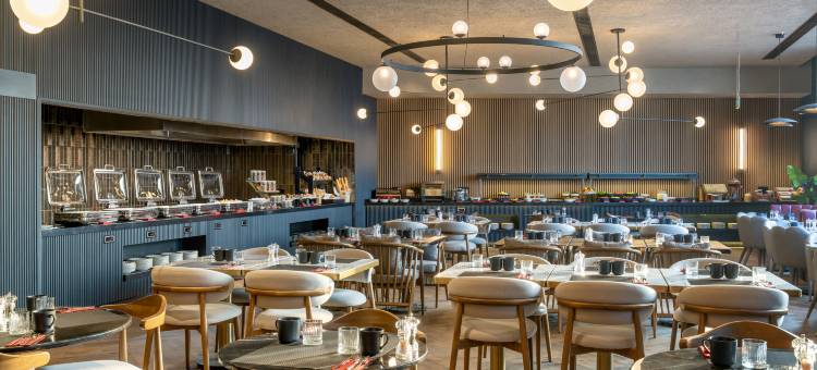 伊兹密尔波尔诺瓦丽笙红酒店(Radisson RED  Izmir Point Bornova)图片
