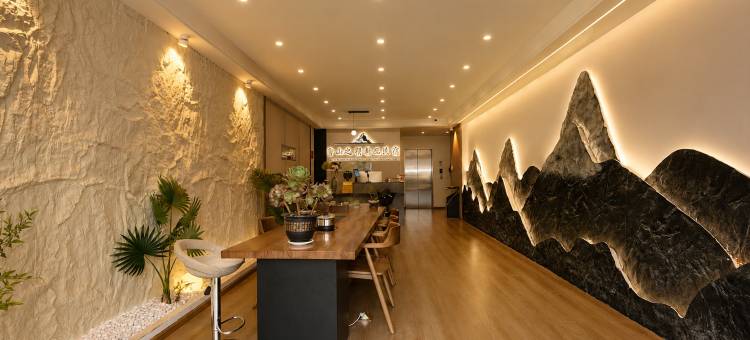 雪山之家·viewing日照金山·智能观景美宿(梅里雪山飞来寺店)图片