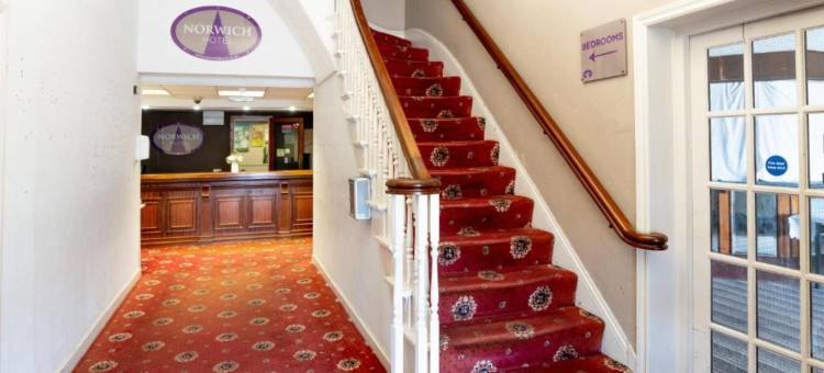 诺维奇市中心OYO酒店(Norwich Central Hotel- Near Norwich Train Station & Carrow Road Stadium)图片