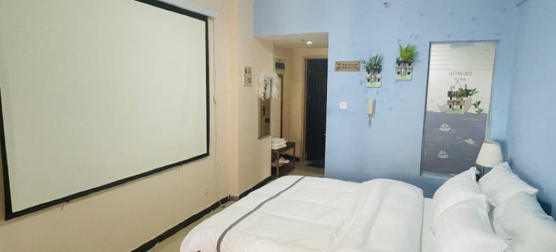 西安柒月电影酒店图片