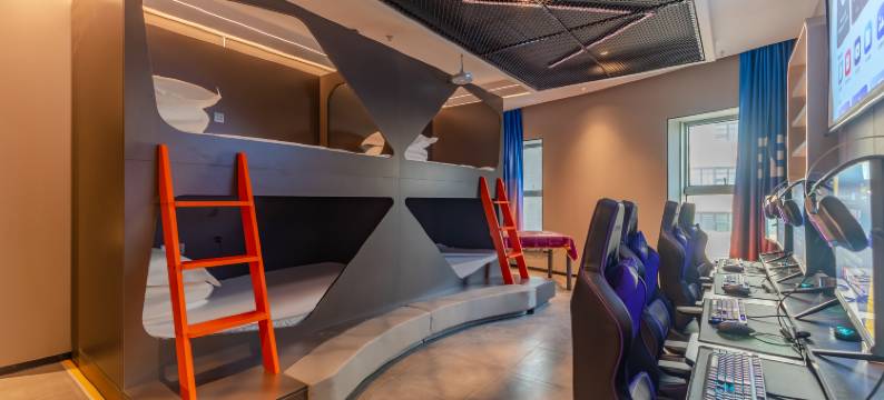 提莫玩·本电竞酒店(南京新街口金陵中环店))图片