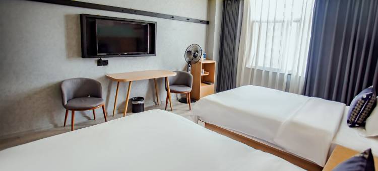 派·酒店(宣威市政府火车站店)图片