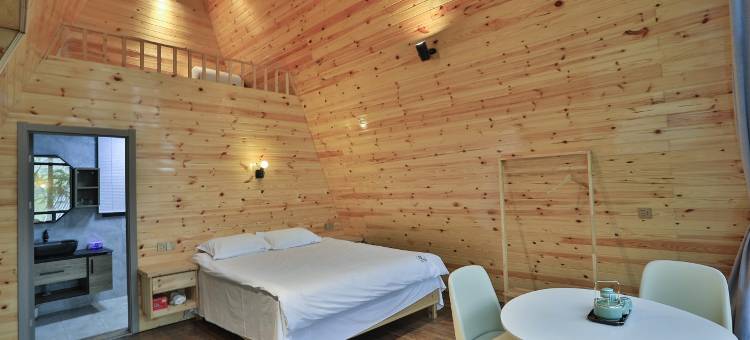 竹尖上的树屋民宿图片