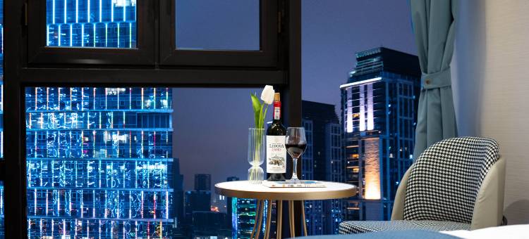 云境高空江景酒店(武汉绿地国际金融城武昌江滩店)图片