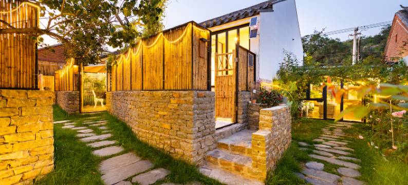 山岚拾宿·私汤民宿(西井峪店)图片