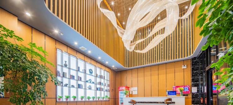 潢川泊雅酒店(春申西亚丽宝广场店)图片