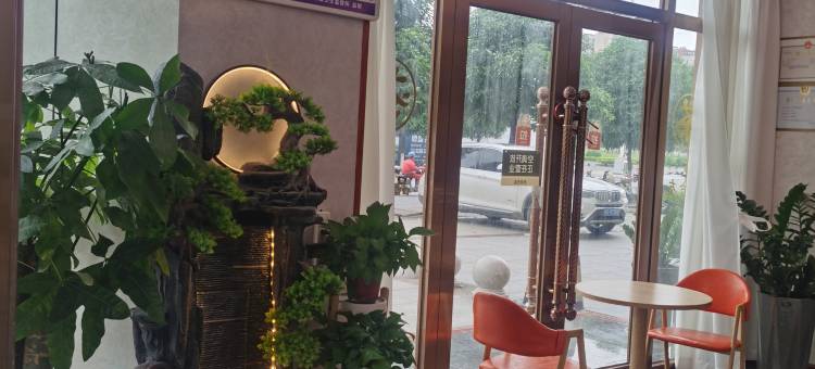 田东兴鑫商务酒店(田东广场店)图片