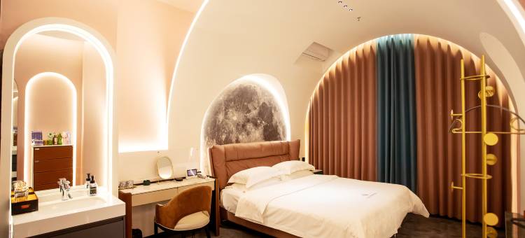 好彩暮居酒店( 安达高铁站店)图片