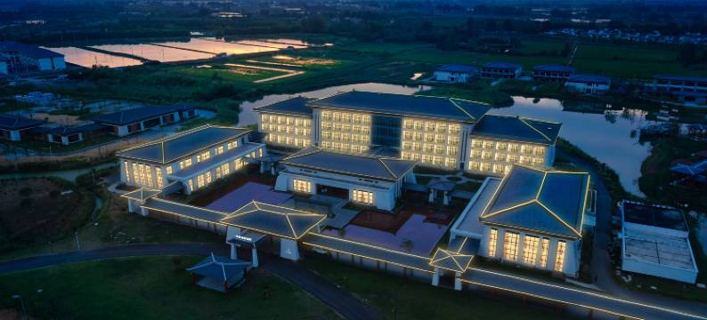 悦语湖景酒店(高邮清水潭度假区店)图片