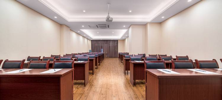 爱丁堡酒店(泸州江阳区四川警察学院店)图片