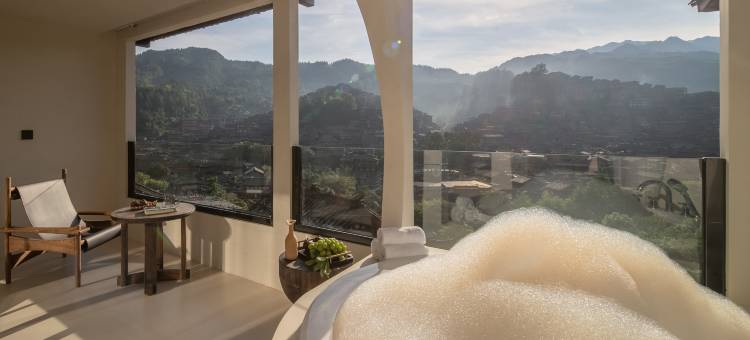 粒子·枕星全景美墅(西江千户苗寨观景台店)图片