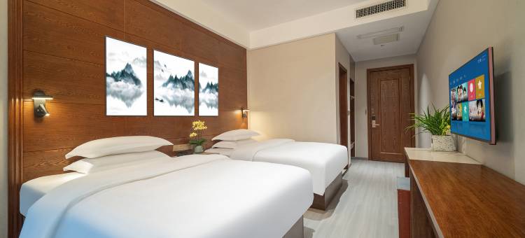 云上四季酒店(贵阳北站世纪城店)图片