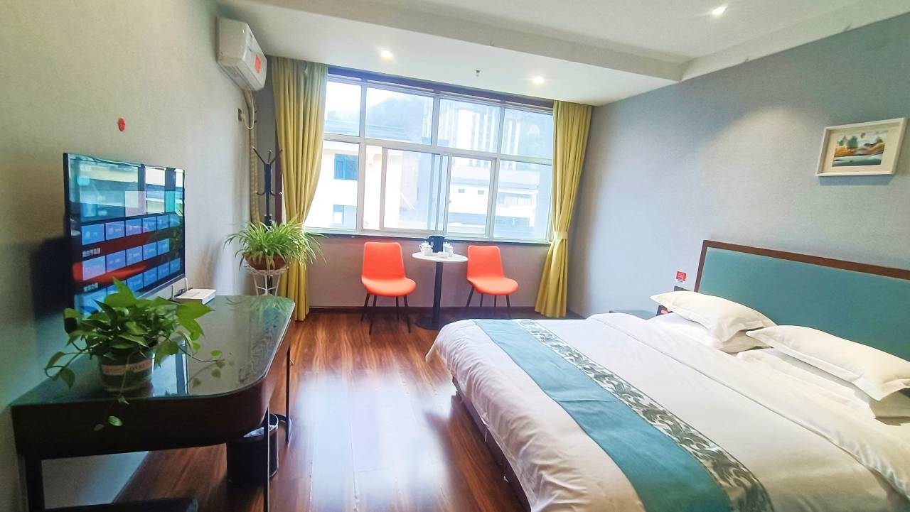 福源大酒店(康县汽车站店)