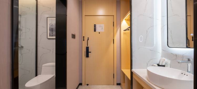 白玉兰酒店(临淄鱼盐里商业中心店)图片