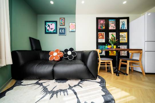 瑞福宝居轻奢LOFT民宿(西山万达昆明火车站店)