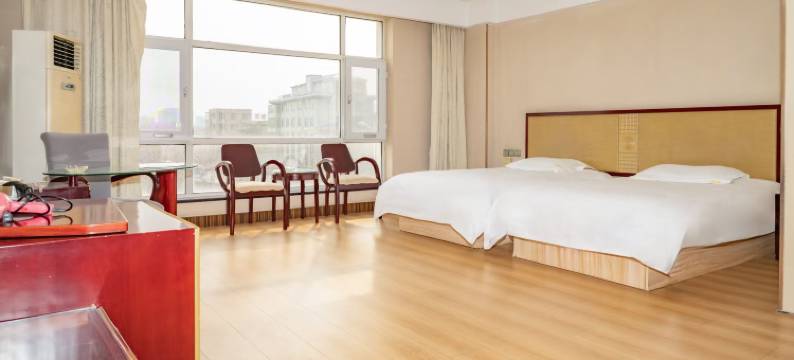 泰安香榭丽舍宾馆(泰山火车站天外村店)图片