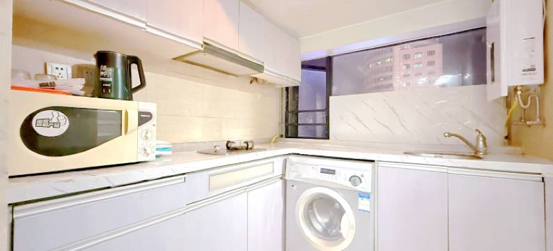 深圳商旅家公寓(华强北商业区科学馆地铁站店)图片