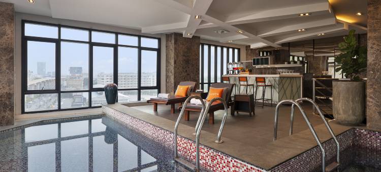 曼谷斯里纳卡林璐曼酒店(Lumen Bangkok Srinakarin)图片