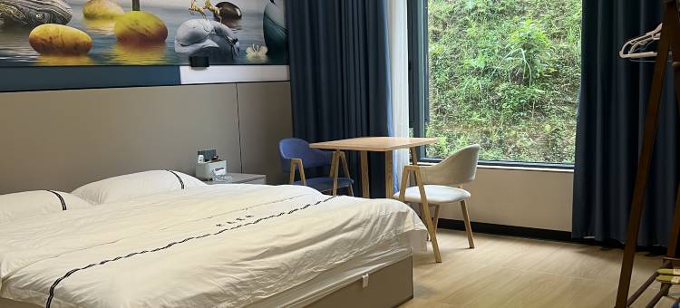 融水宏泰宾馆(滚贝侗族乡店)图片