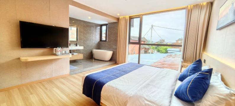 普者黑七月野奢假日酒店图片