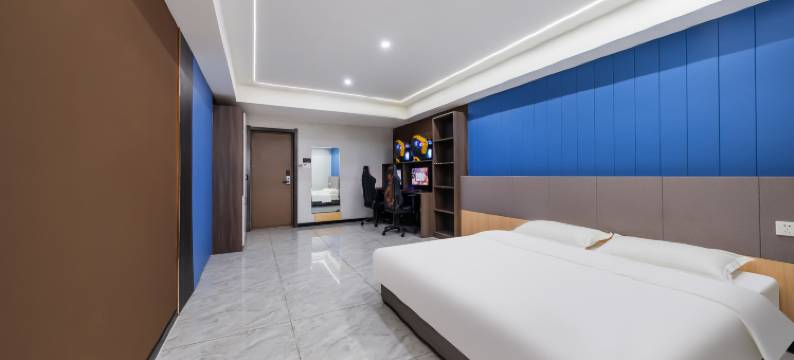 源计划电竞酒店(滨州山东航空学院店)图片